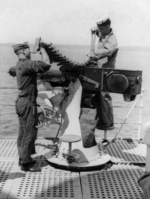 WNBR_2pounder_m8_loading_pic.jpg