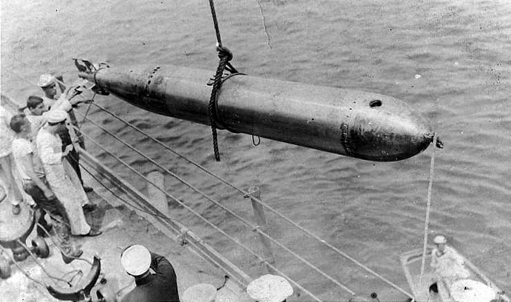 WTUS_PreWWII_Kansas_torpedo_pic.jpg